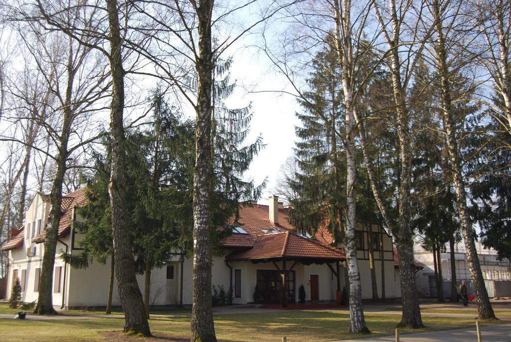 Hotel Restauracja Cztery Pory Roku Orneta Exterior foto